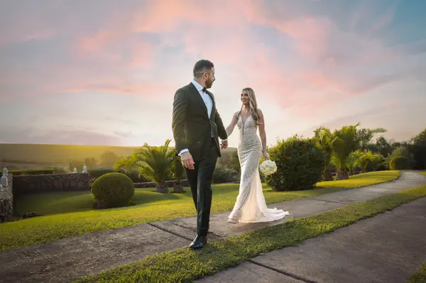 Wedding photography tips